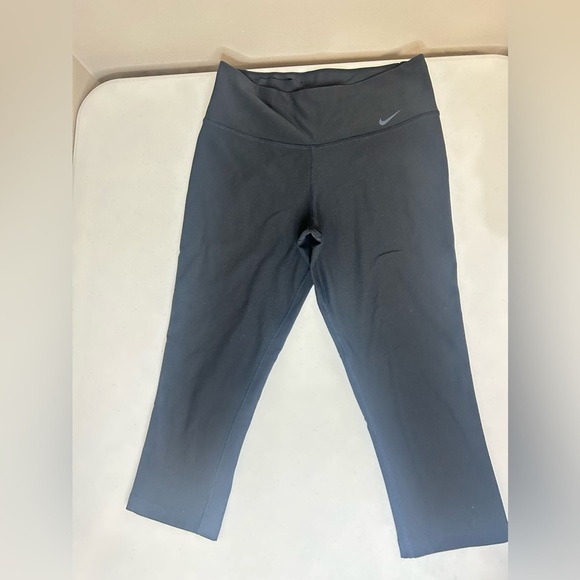 Athletic Activewear Lot Nike, Patagonia, Athleta, UA, Calla, Size Small - Picture 9 of 13